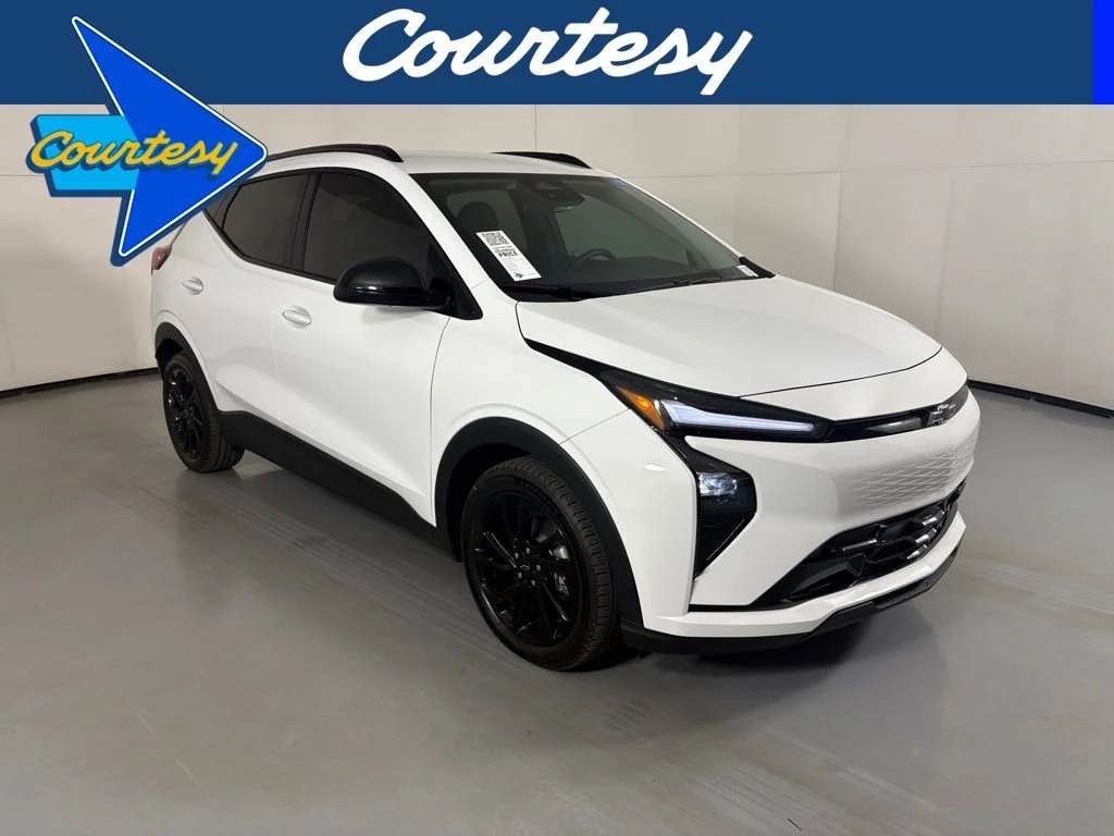 2027 Chevrolet Bolt EV RS Auto's photo