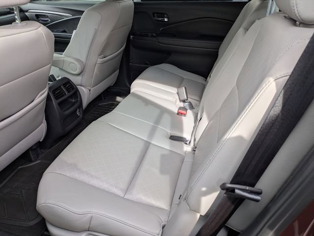 Used 2020 Red Honda EX-L image 18