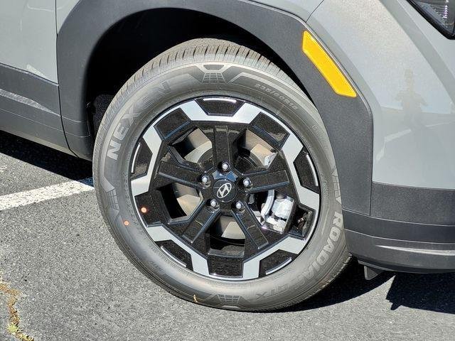 New 2026 Gray Hyundai SEL FWD image 9