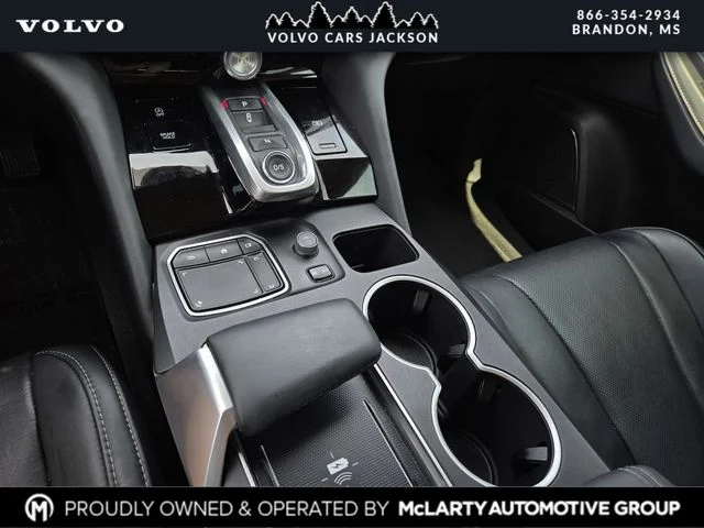 Used 2024  Acura Technology image 13