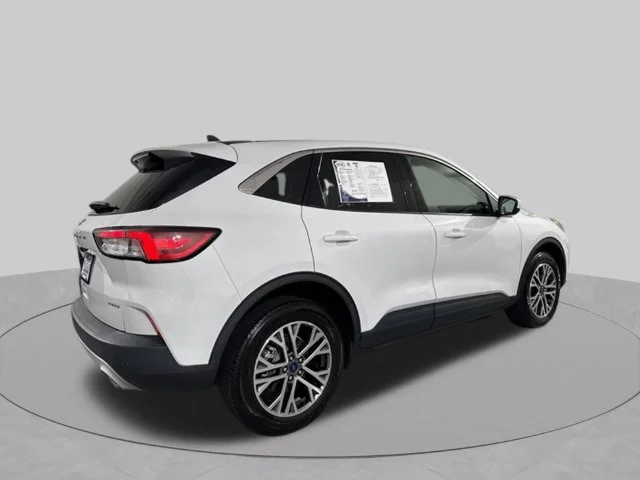 Used 2022 White Ford SEL image 15