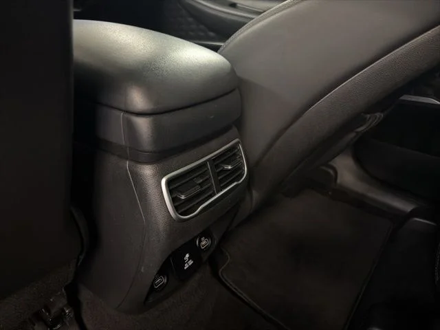 Used 2023 Serenity White Pearl Hyundai Calligraphy image 18