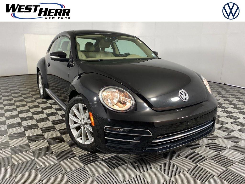 2019 Volkswagen Beetle 2.0T SE Auto's photo