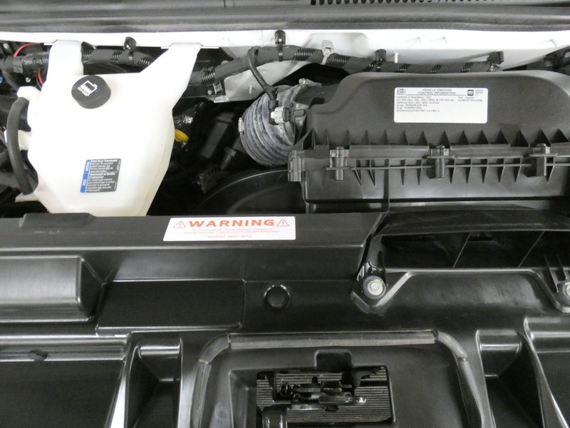 Used 2023 SUMMIT WHITE Chevrolet RWD 2500 135" image 23