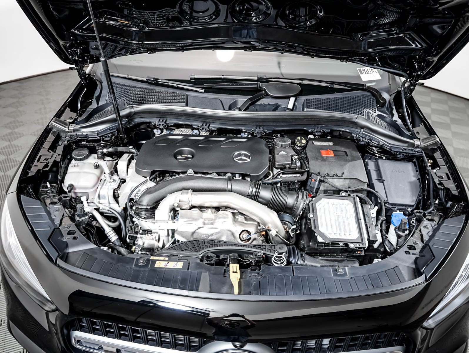 New 2026 Night Black Mercedes-Benz GLA 250 image 4