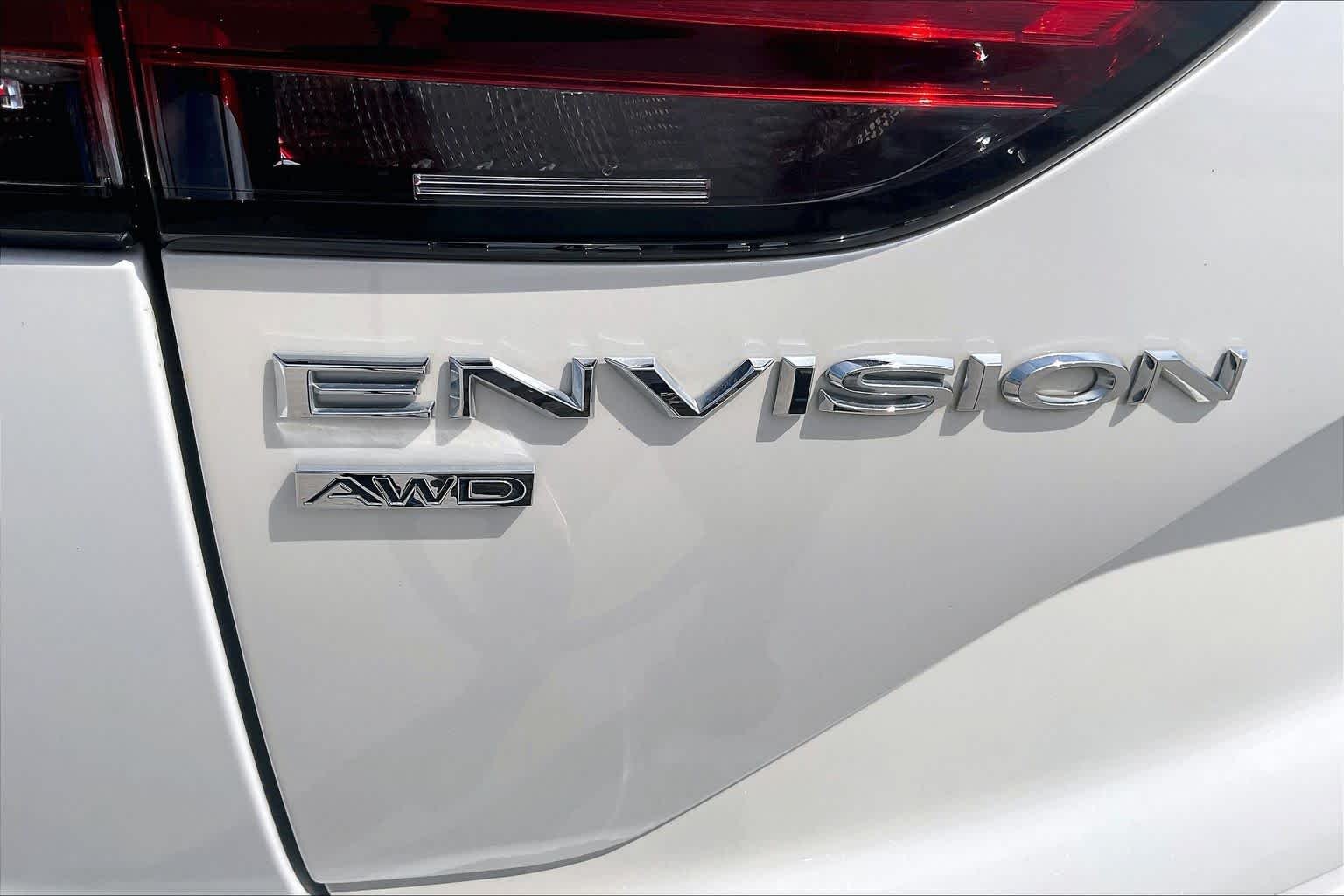 Used 2023 White Frost Tricoat Buick Essence image 18
