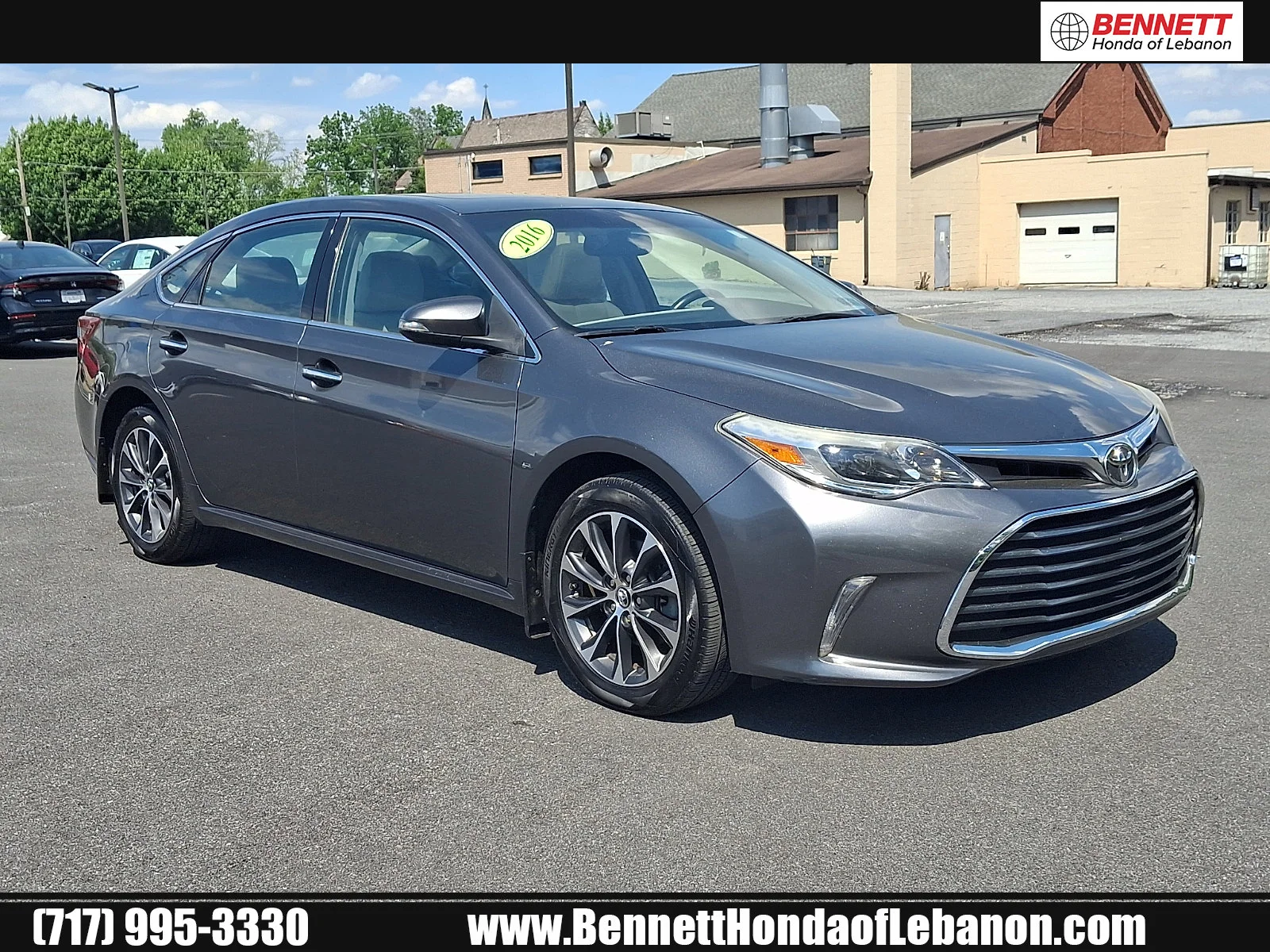 2016 Toyota Avalon XLE Premium's photo
