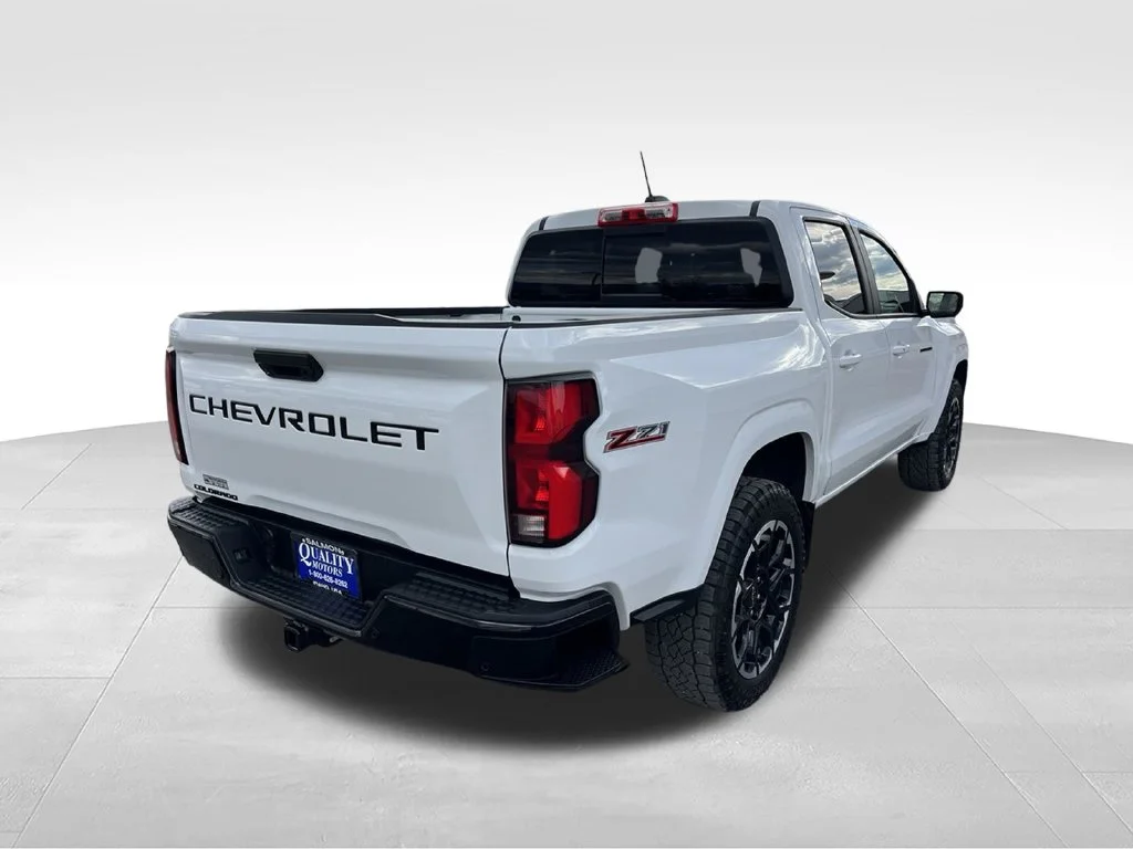 Used 2026 White Chevrolet Z71 image 5