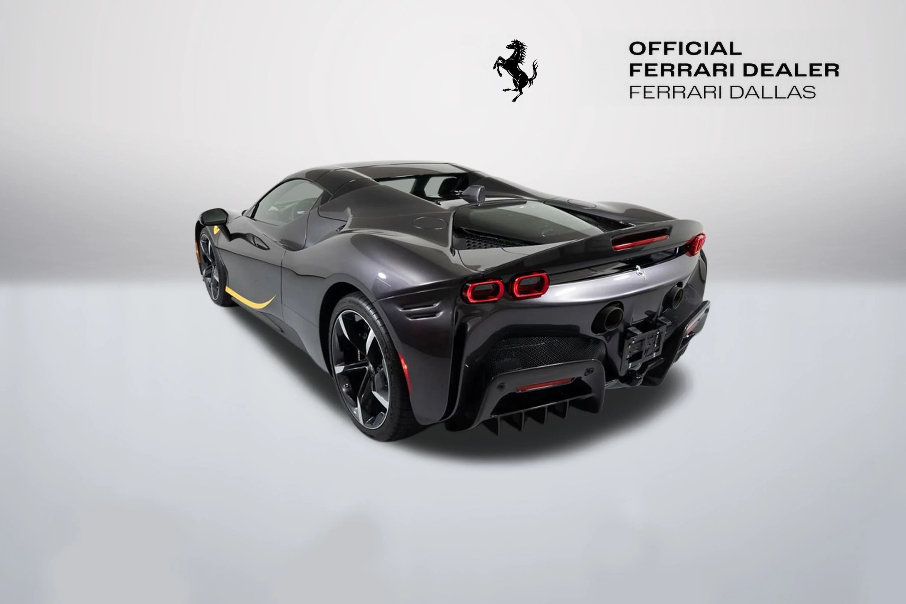 Used 2022 Extra Sample Ferrari Base image 15