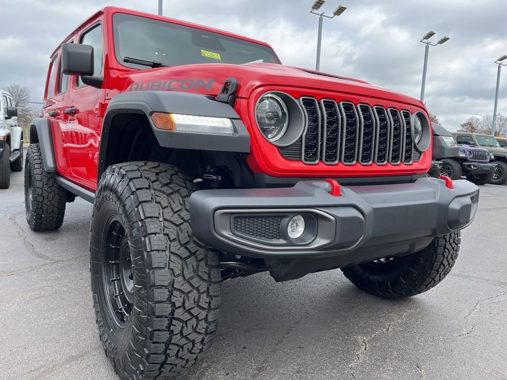 New 2026 Firecracker Red Clear-Coat Exterior Paint Jeep Rubicon image 56