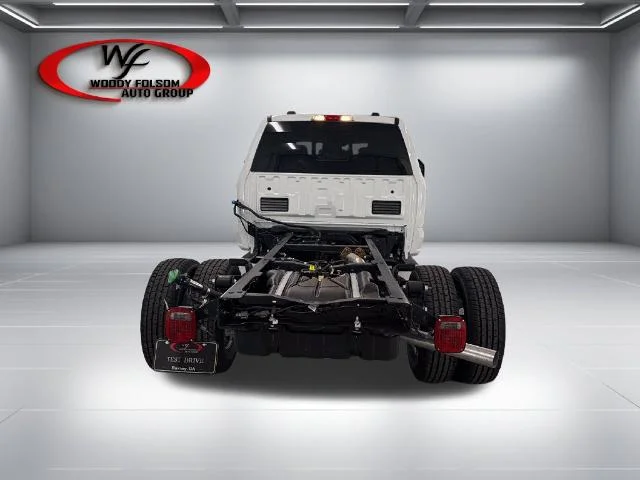 New 2027 Oxford White Ford F-350® XL image 24