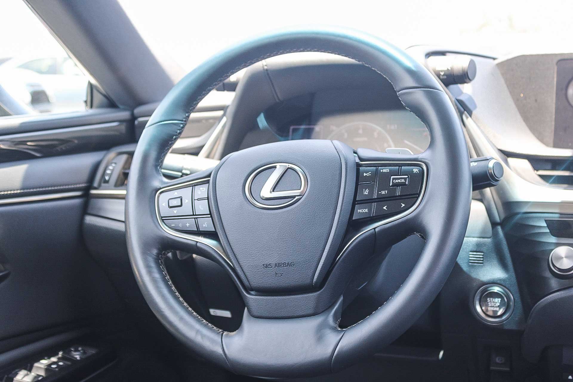 Used 2021 Eminent White Pearl Lexus ES 350 image 16