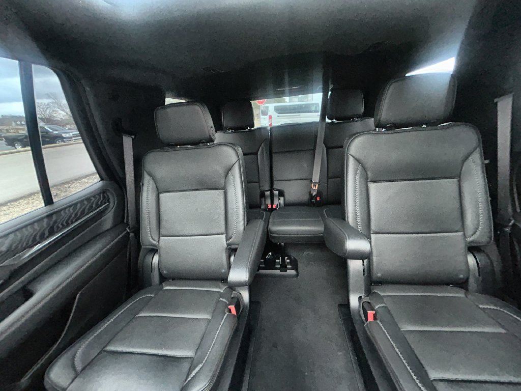 Used 2023 Gray GMC Denali image 29