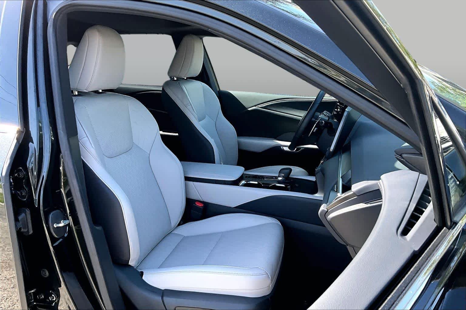 Used 2026 Caviar Lexus Premium+ image 9