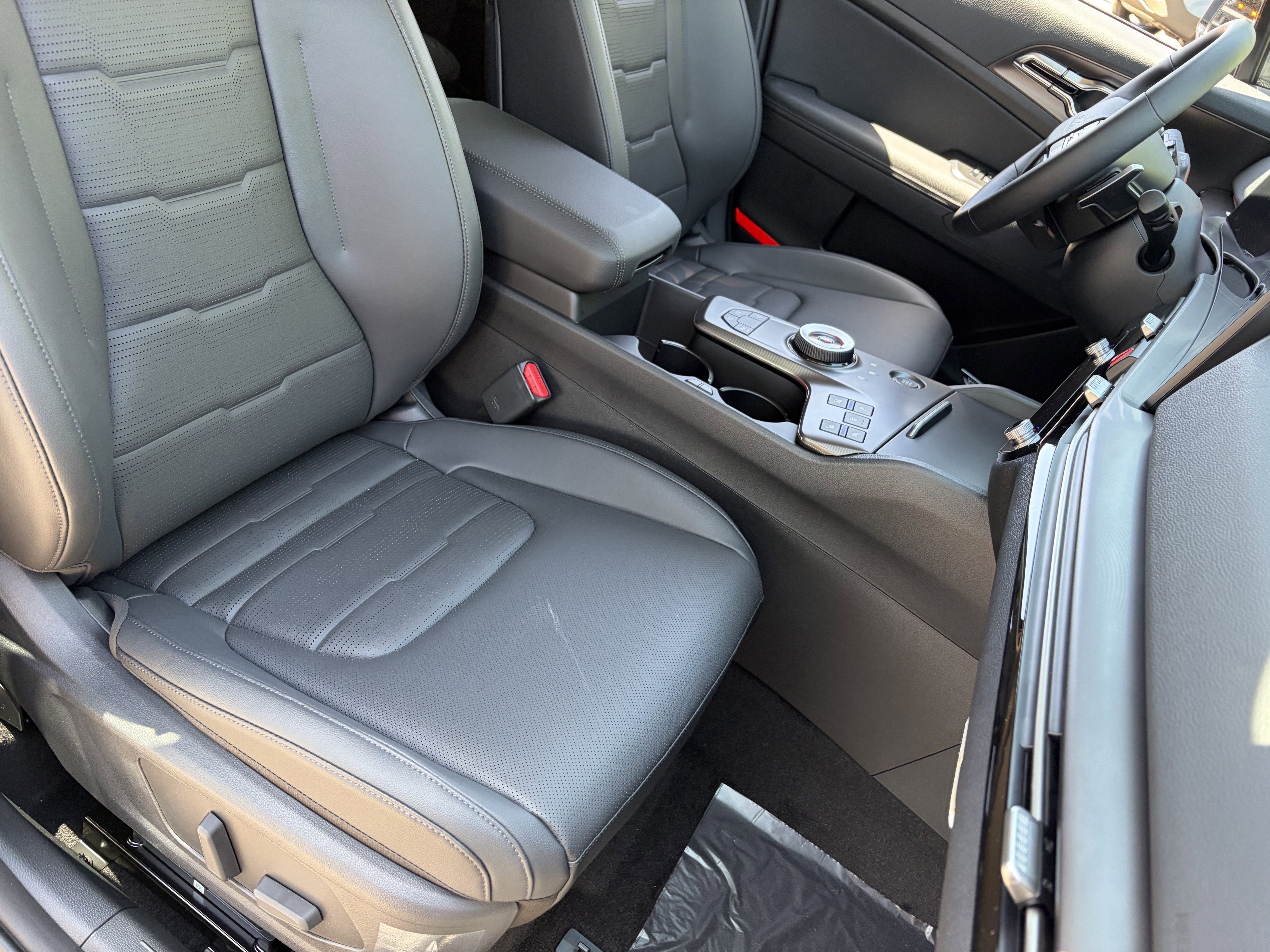 New 2026 Shadow Matte Gray Kia SX Prestige image 8