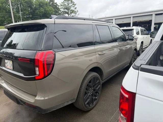 Used 2026 Gray Ford Platinum image 3