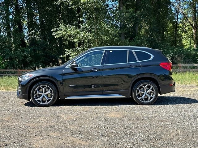 Used 2017 Black Sapphire Metallic BMW xDrive28i image 6