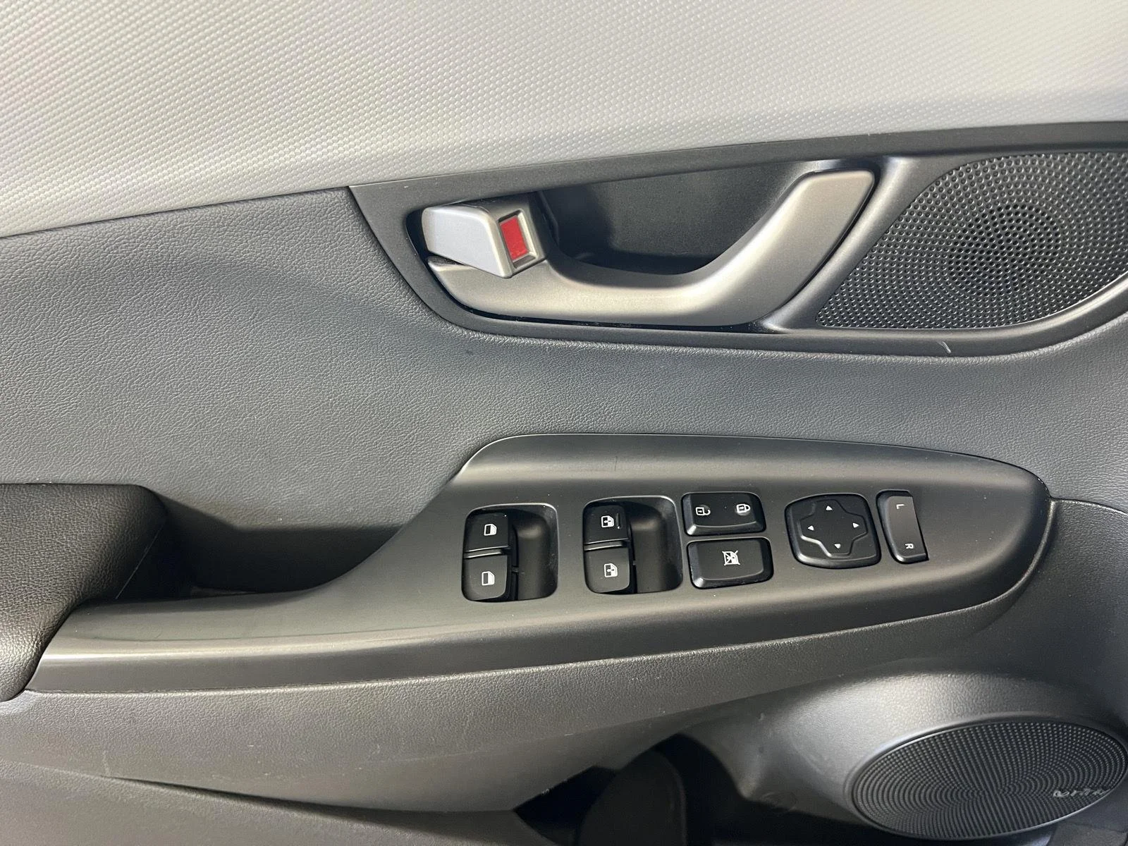 Used 2020 Sonic Silver Hyundai Limited image 13