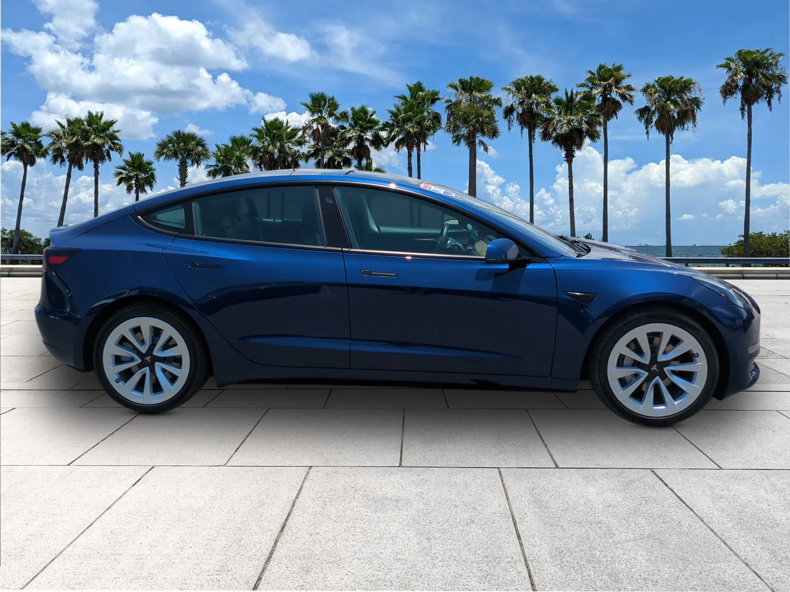 Used 2023 Deep Blue Metallic Tesla  image 11