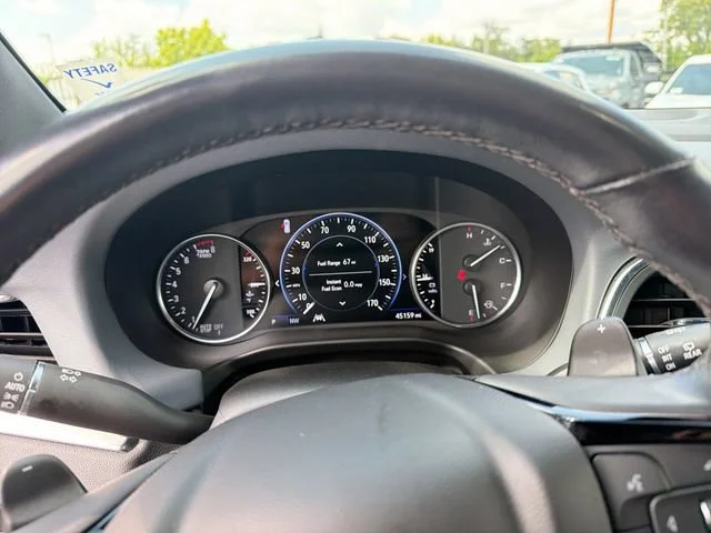 Certified Used 2023 Includes Spectra Gray lower exterior accent color.) Buick Premium image 11