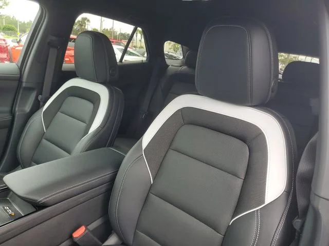 2025 Chevrolet Blazer EV LT - Photo 15