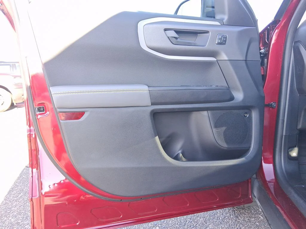 New 2025 Ruby Red Metallic Tinted Clearcoat Ford Badlands® image 10