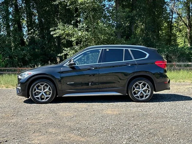 2017 BMW X1 28i - Photo 6