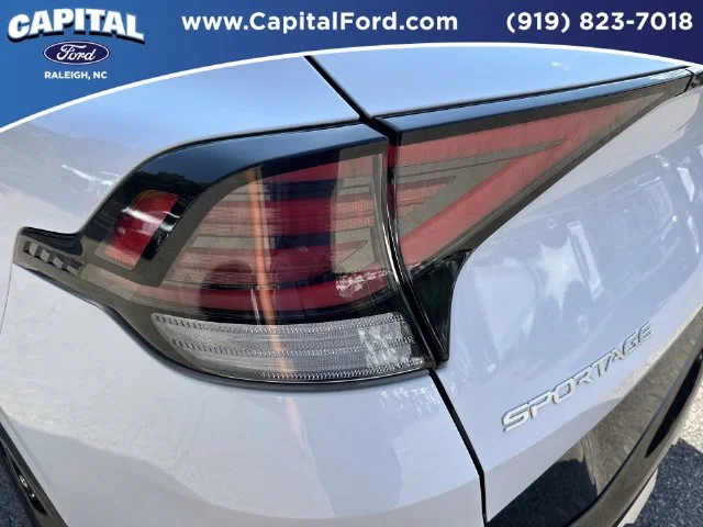 Used 2023 White Kia SX-Prestige image 15