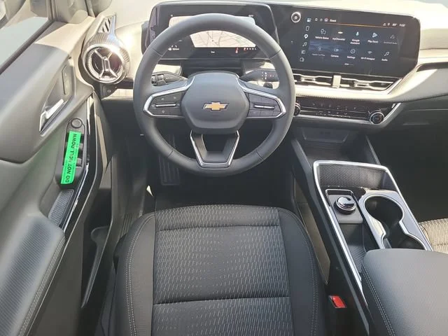 New 2027 Summit White Chevrolet LT image 15