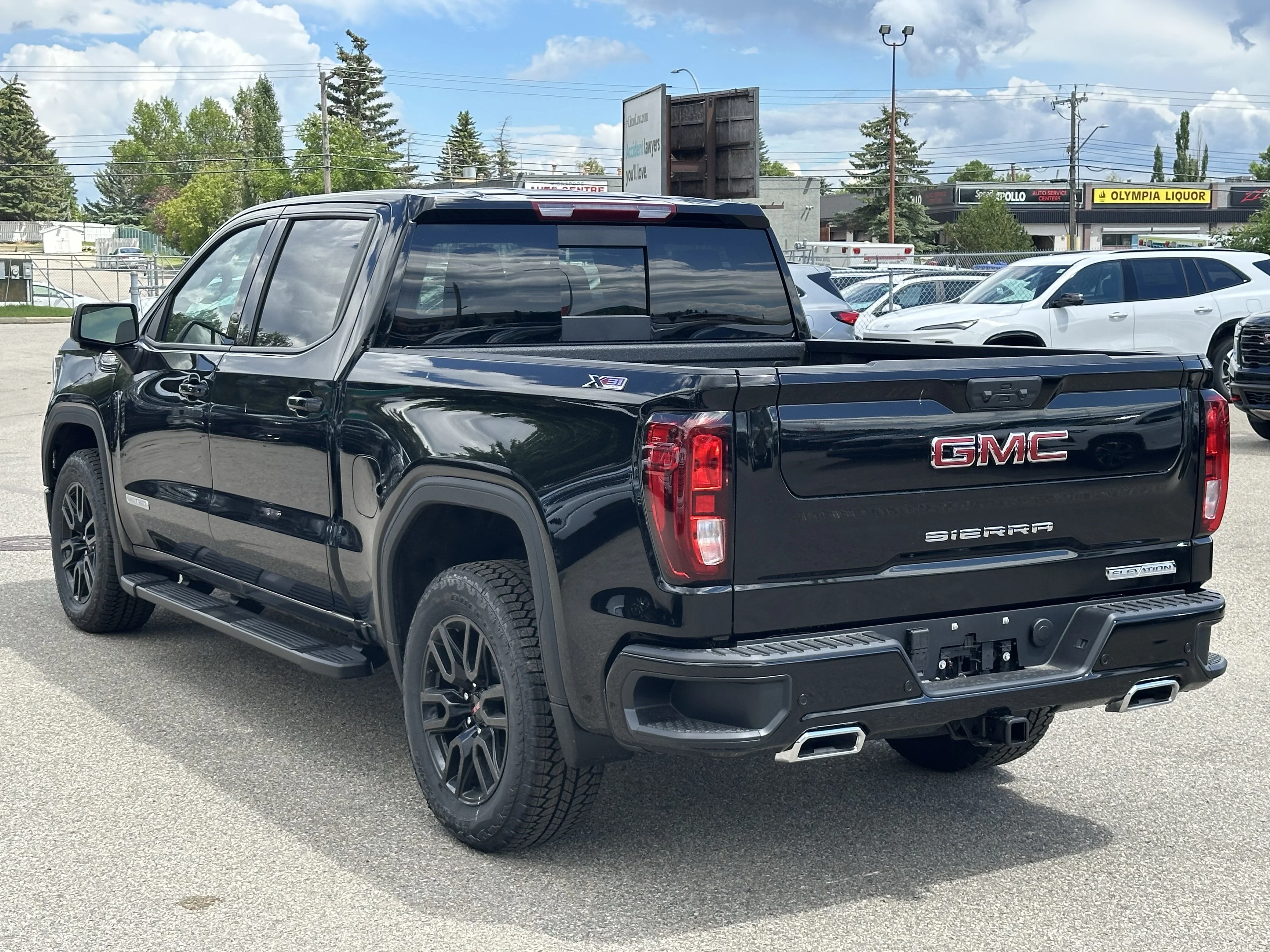 New 2026 Onyx Black GMC Elevation image 4