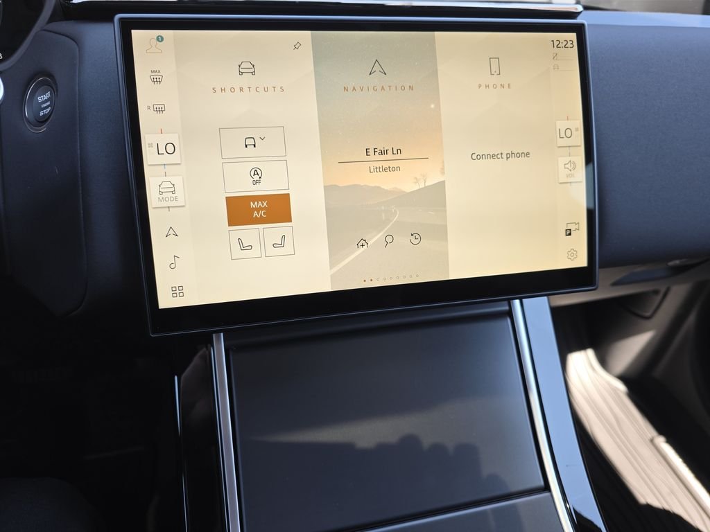 New 2026 Santorini Black Land Rover S image 15