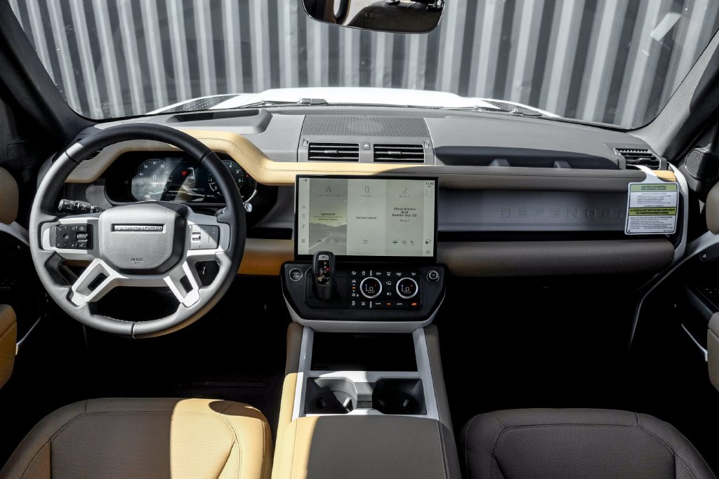 2026 Land Rover Defender X-Dynamic SE - Photo 21