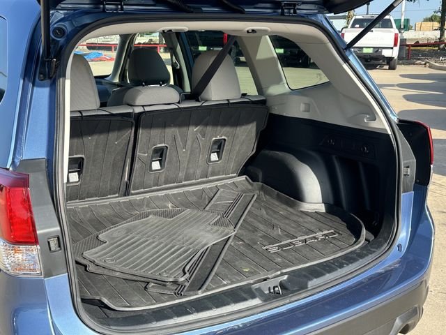 Used 2023 Blue Subaru Premium image 29