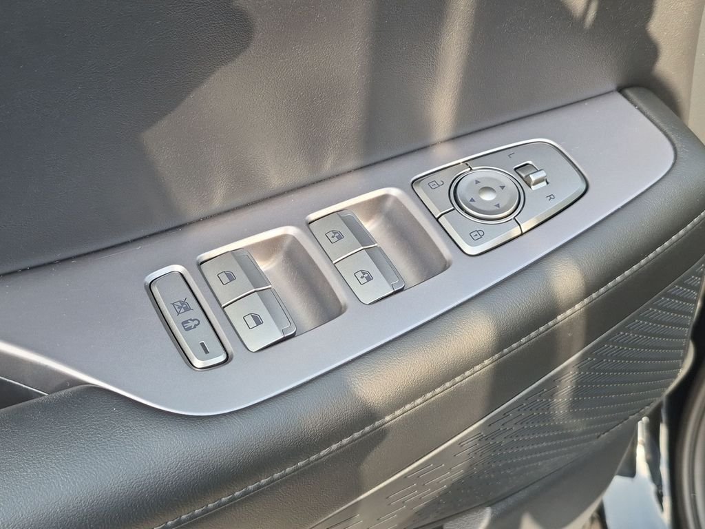 Used 2024 Black Hyundai Limited image 13