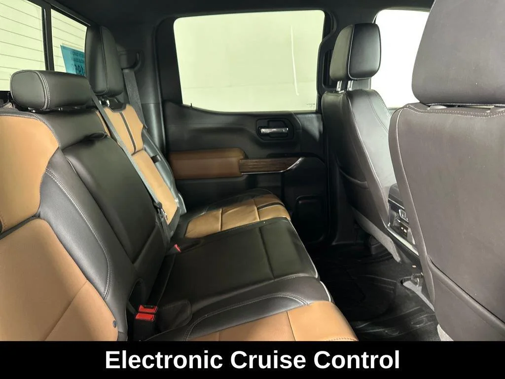 Used 2019 Iridescent Pearl Tricoat Chevrolet High Country image 32