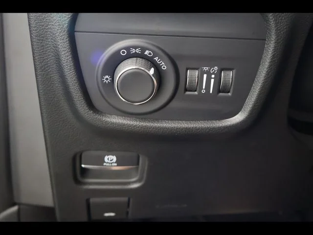 Used 2025 Gray Jeep Laredo X image 34