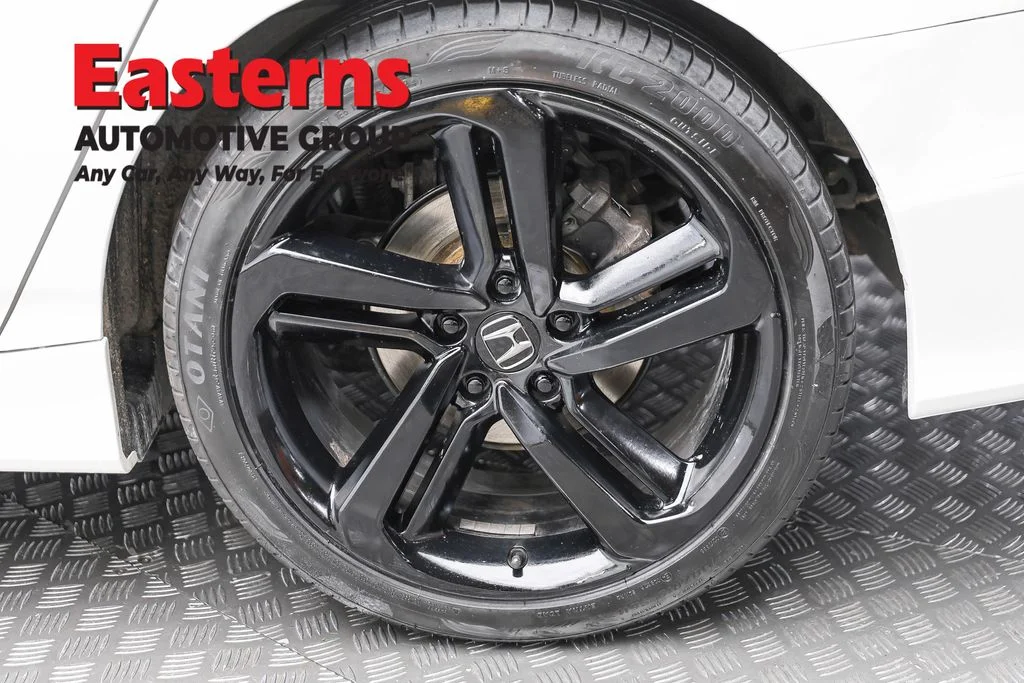 Used 2018 White Honda Sport image 8