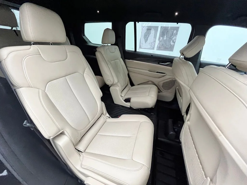 Used 2023 Black Jeep Limited image 36