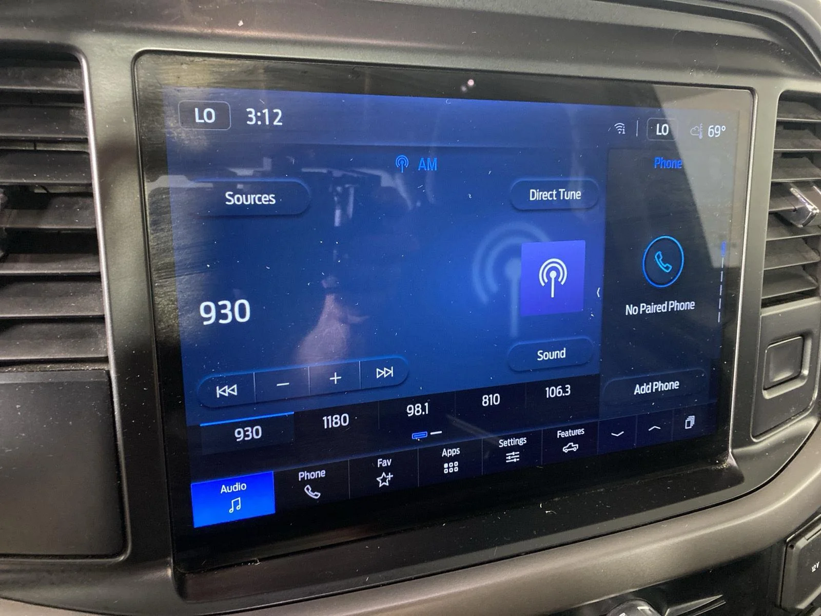 Used 2025 Carbonized Gray Ford XLT image 17