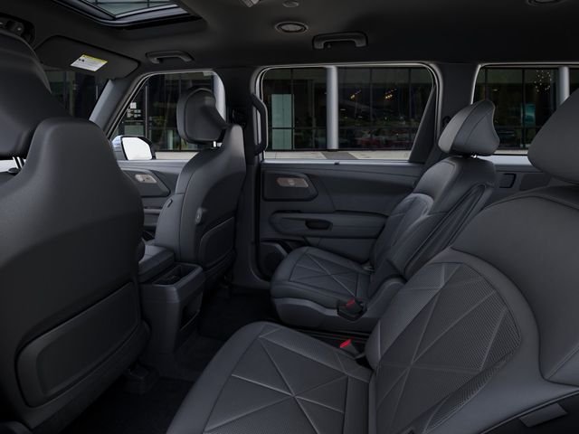 New 2027 White Kia EX image 18