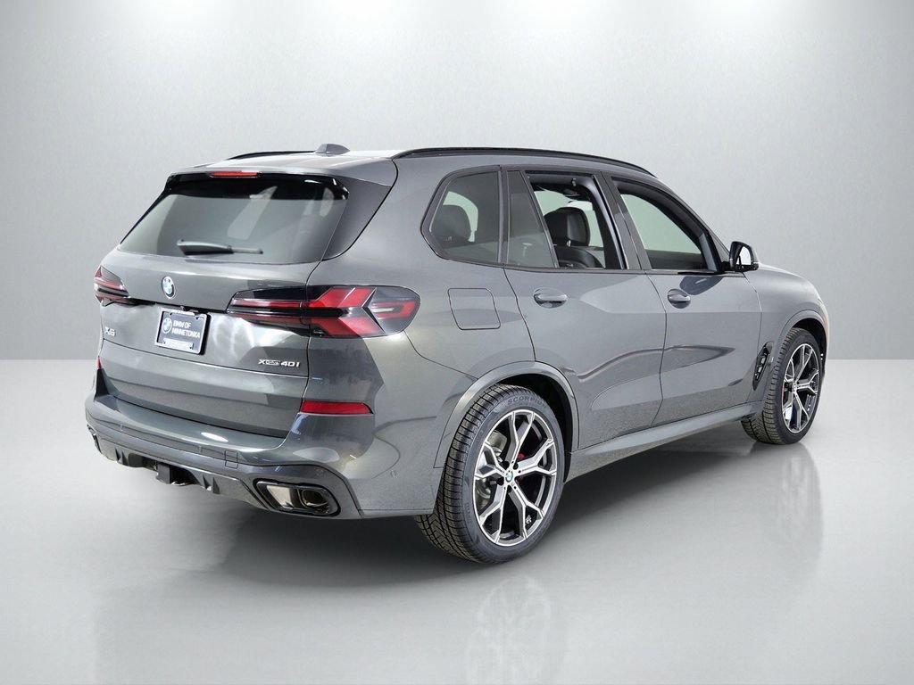Used 2026 Dravit Grey Metallic BMW xDrive40i image 8