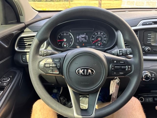 Used 2018 Black Kia LX image 17