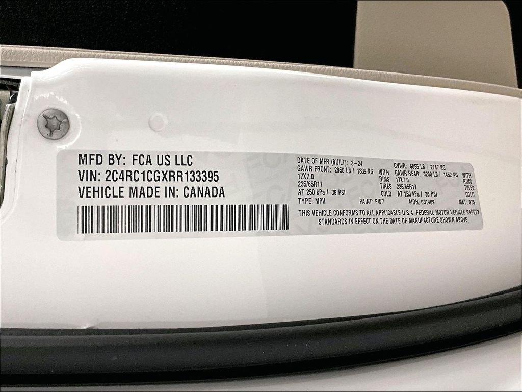 Used 2024 White Chrysler LX image 32