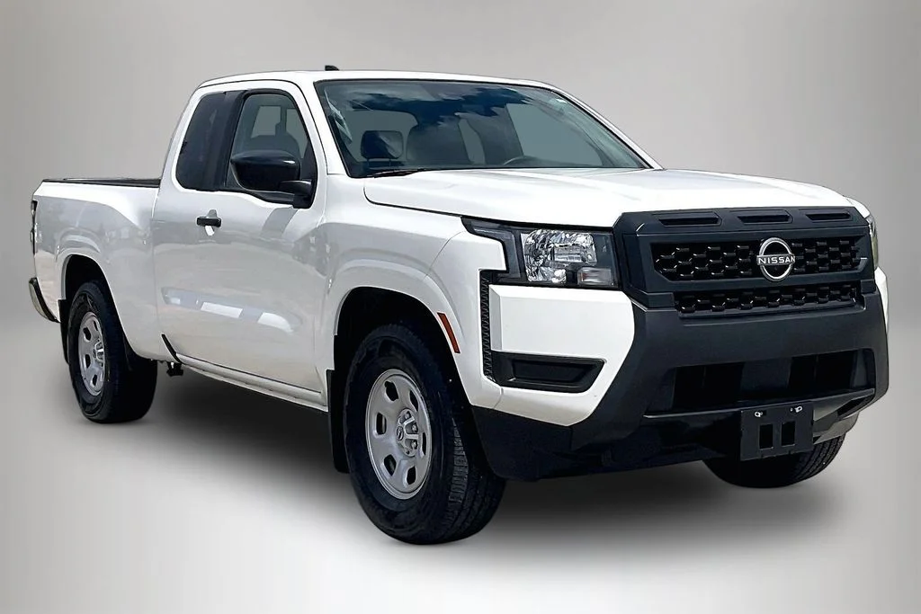 2025 Nissan Frontier S King Cab 4X2's photo