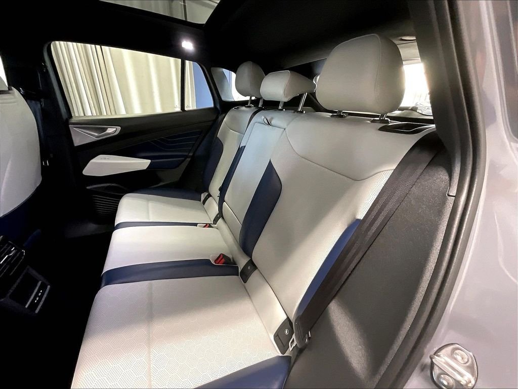 Used 2023 Gray Volkswagen Pro S image 15