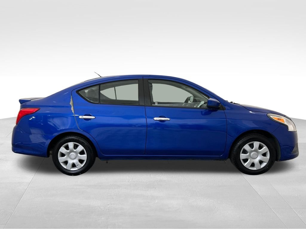 Used 2016 Blue Nissan 1.6 SV image 7