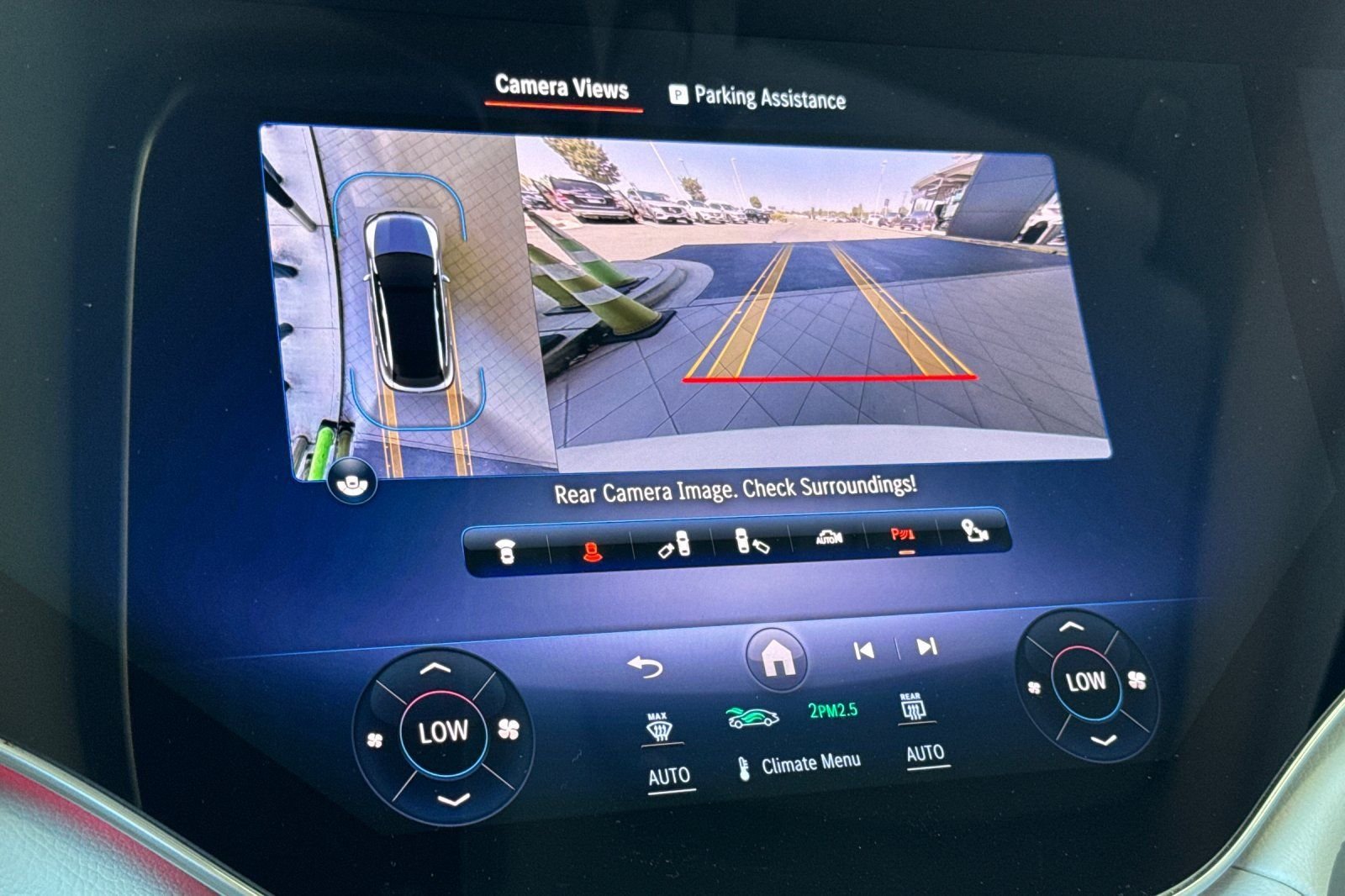 Certified Used 2024  Mercedes-Benz Base image 26