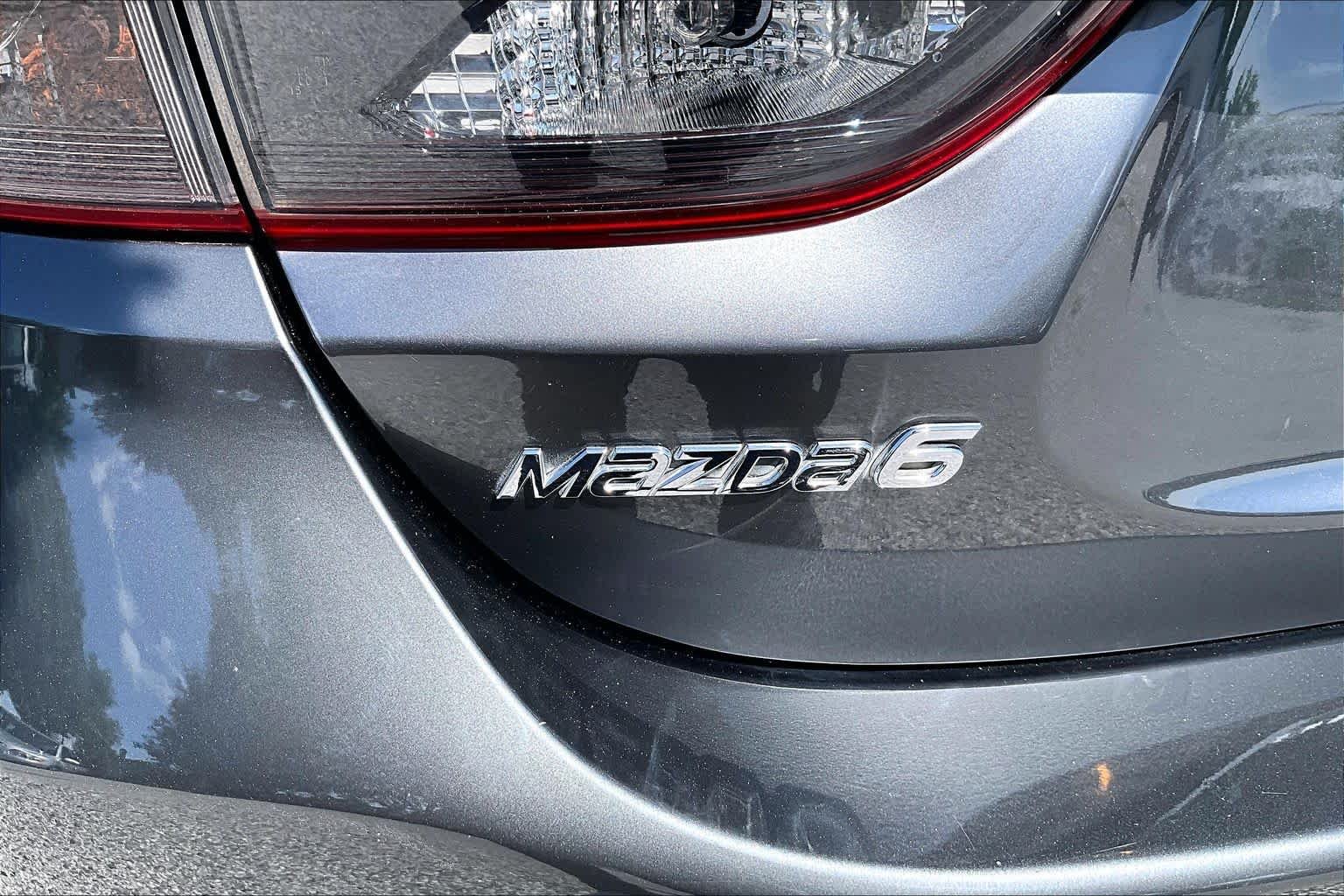 Used 2017 Machine Gray Metallic Mazda Grand Touring image 10