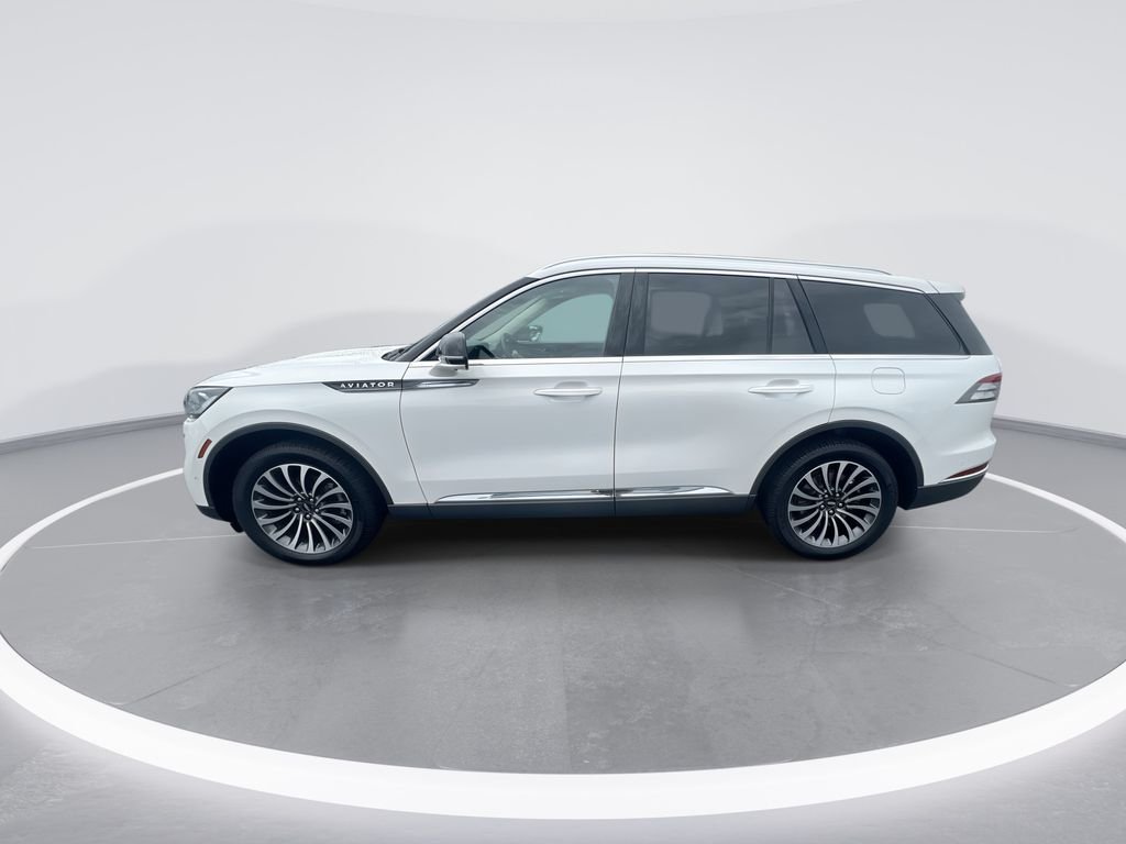 Used 2021 White Lincoln Reserve image 5