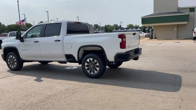 2026 Chevrolet Silverado 2500 HD Custom - Photo 6